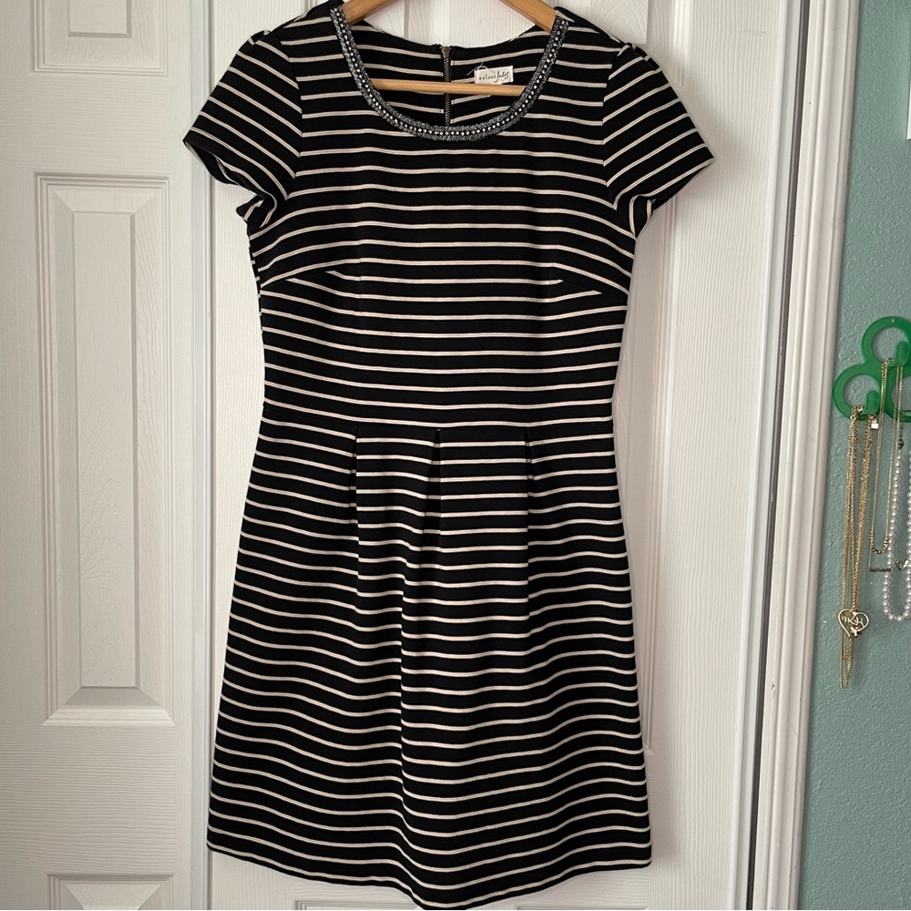 Maison Jules Women’s size M Black & Off White Striped Dress Rhinestone Collar